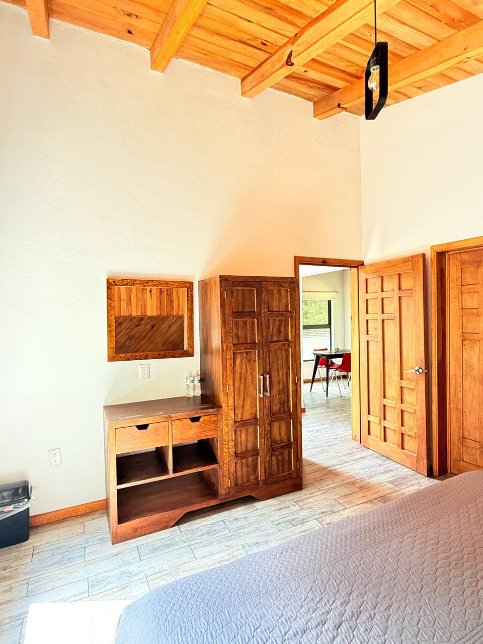 73e3a2c8-20d5-4ca1-b23f-9ccc4b78a58d